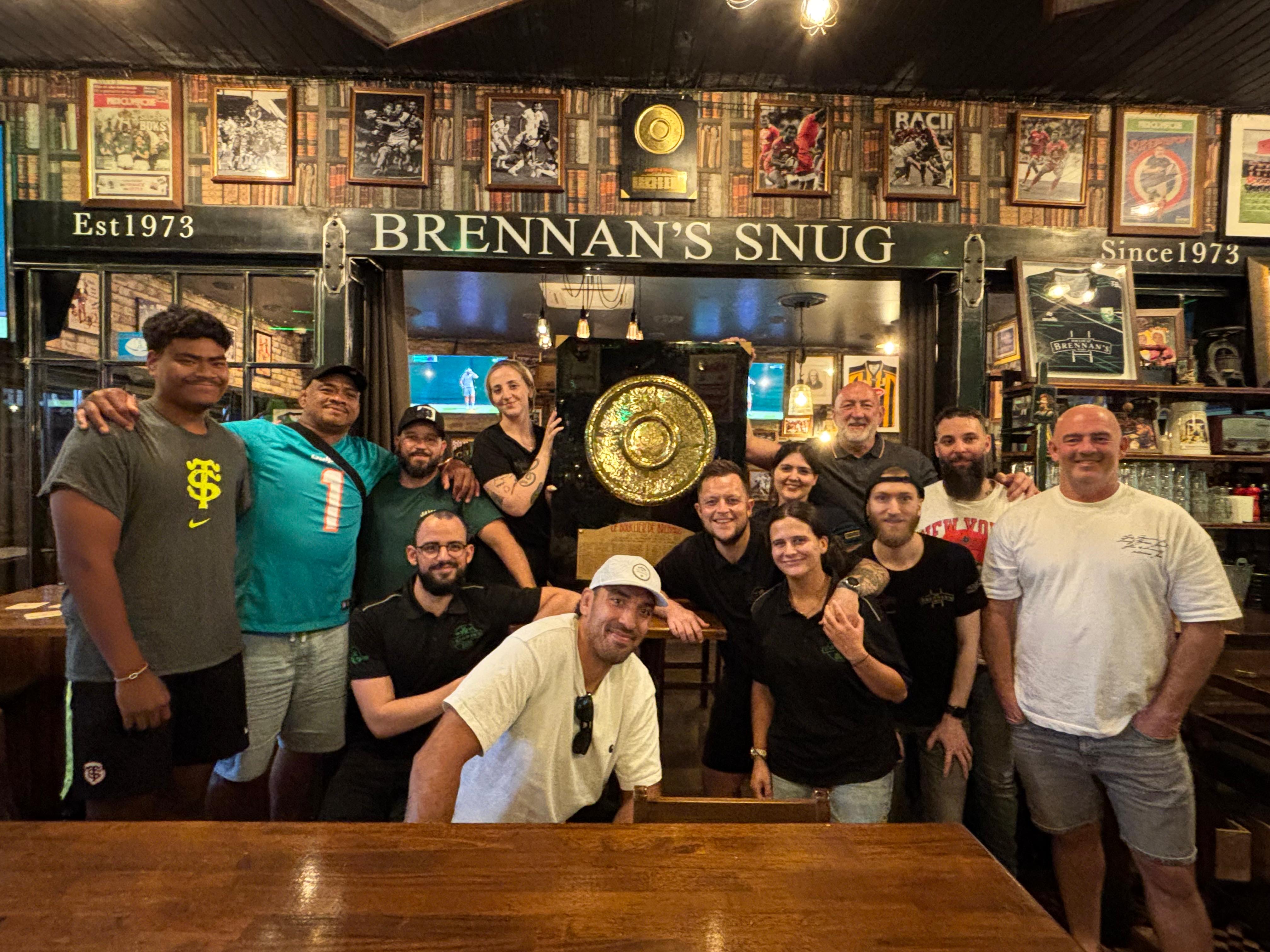 Mur de souvenirs sportifs du Brennan's Snug